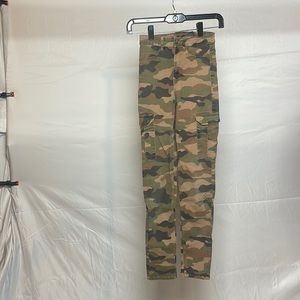 Camouflage skinny jeans